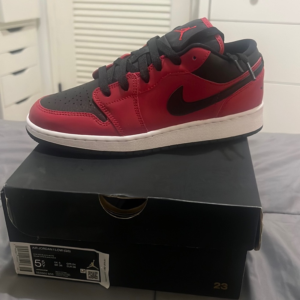 Air Jordan 1 low